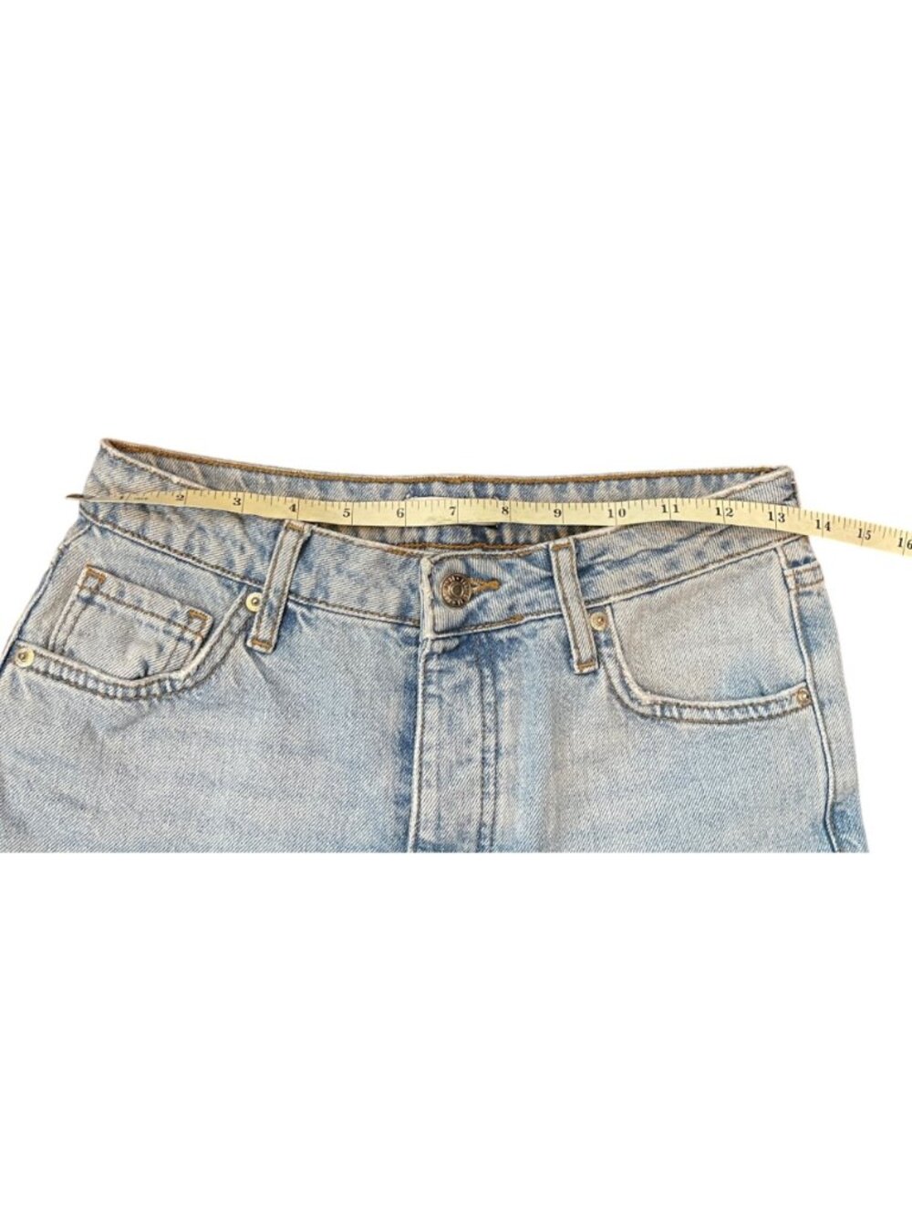 Womens Distressed High-Waisted Light Wash Jeans Size 24 Forever 21 - Picture 4 of 11